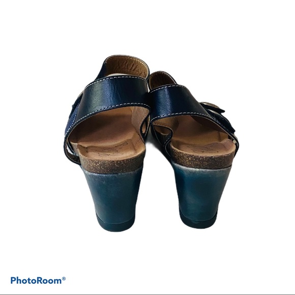 Elite by Corkys Navy  Back Door Wedge Sandal - Picture 3 of 7